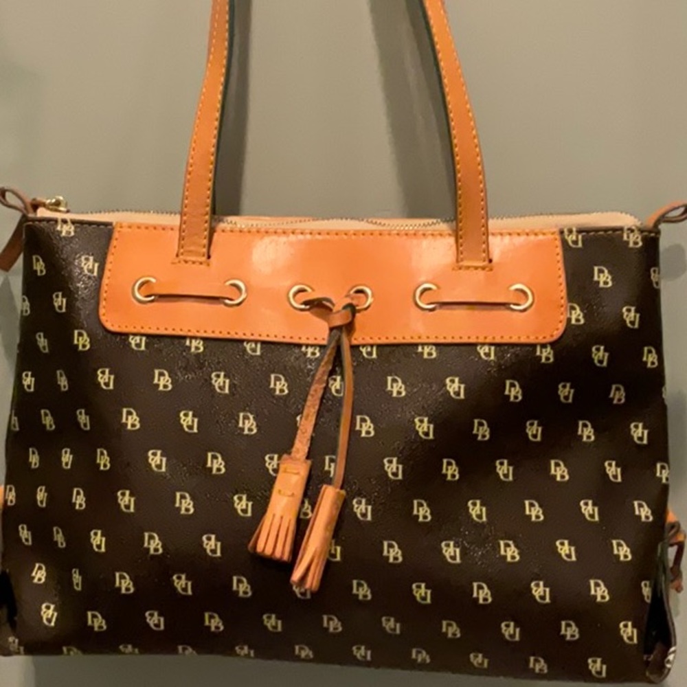 Dooney & Bourke Tassel Shoulder bag.